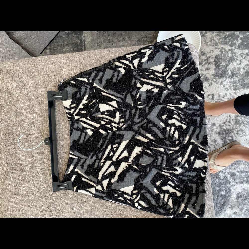 Zara Basic Black/White/Gray Patterned Mini Skirt - image 1